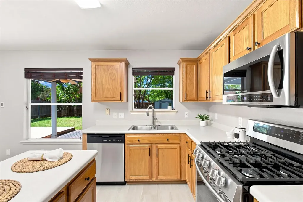 1608 Melibee Trail Austin TX 78748