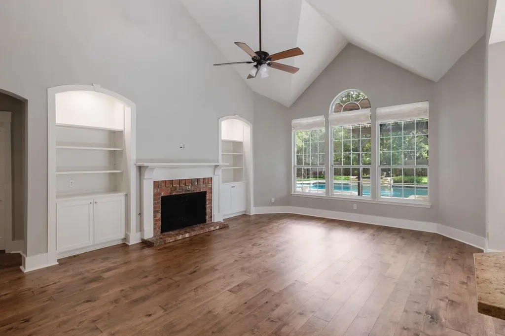 5512 Ballenton Lane Austin TX 78739