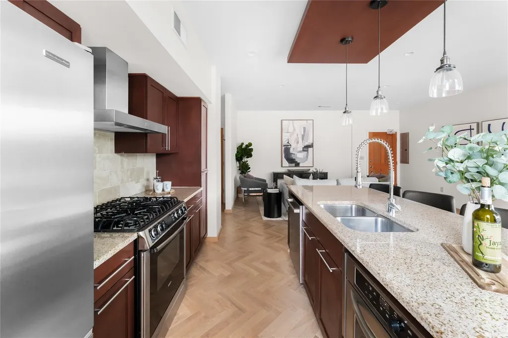 1600 Barton Springs Road Austin TX 78704