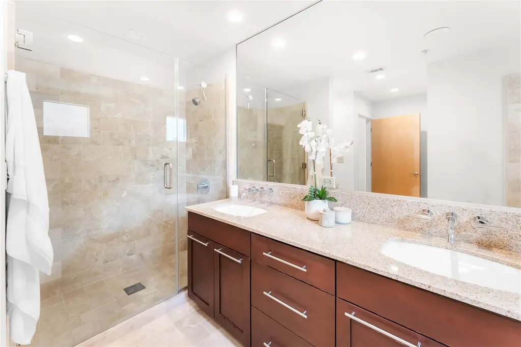 1600 Barton Springs Road Austin TX 78704