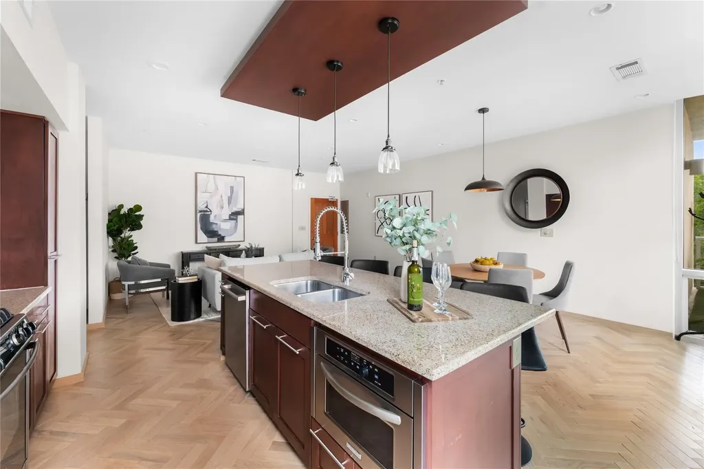 1600 Barton Springs Road Austin TX 78704