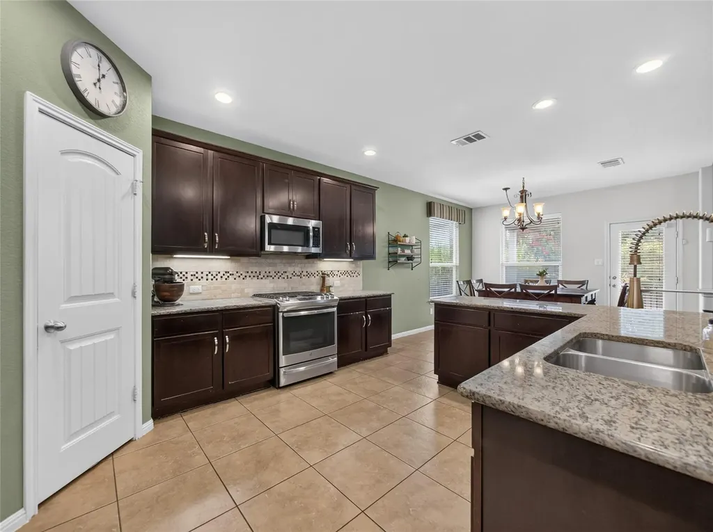 101 Paul Azinger Drive Round Rock TX 78664