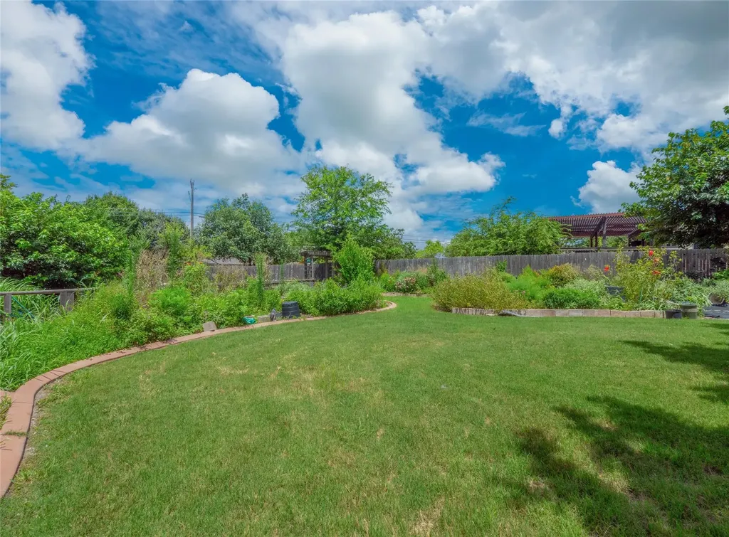 101 Paul Azinger Drive Round Rock TX 78664
