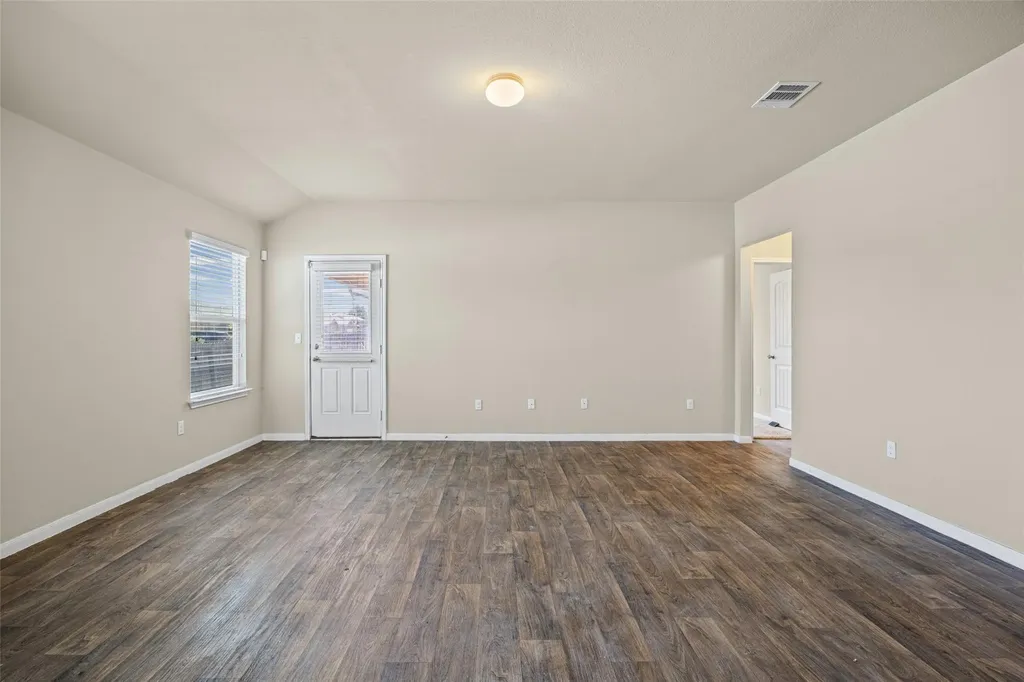 111 Hess Drive Kyle TX 78640