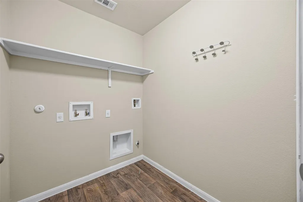111 Hess Drive Kyle TX 78640