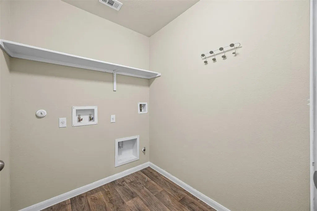 111 Hess Drive Kyle TX 78640
