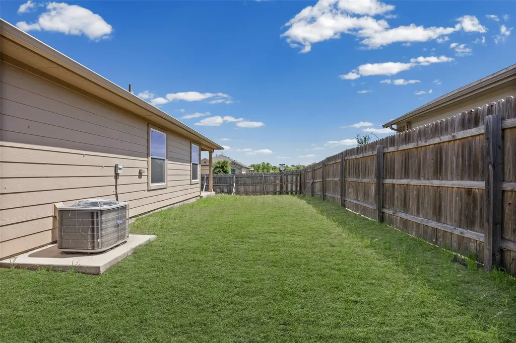 111 Hess Drive Kyle TX 78640