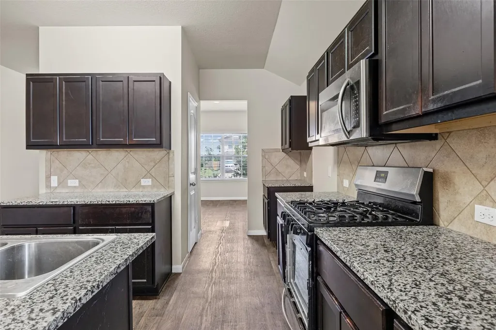 111 Hess Drive Kyle TX 78640