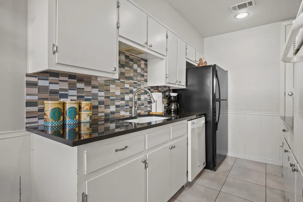 2712 Thrushwood Drive Austin TX 78757