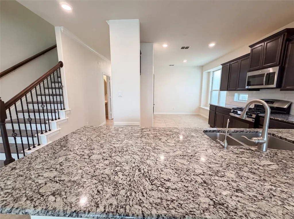 294 Adoquin Trail Buda TX 78610