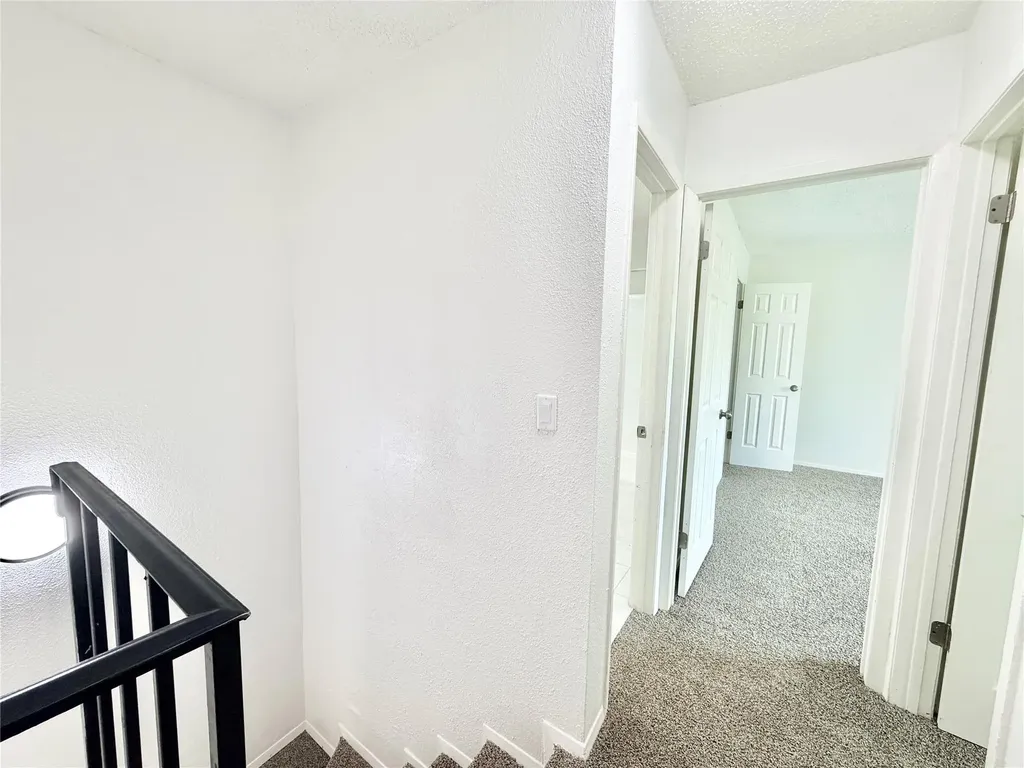 9623 Covey Ridge Lane Austin TX 78758