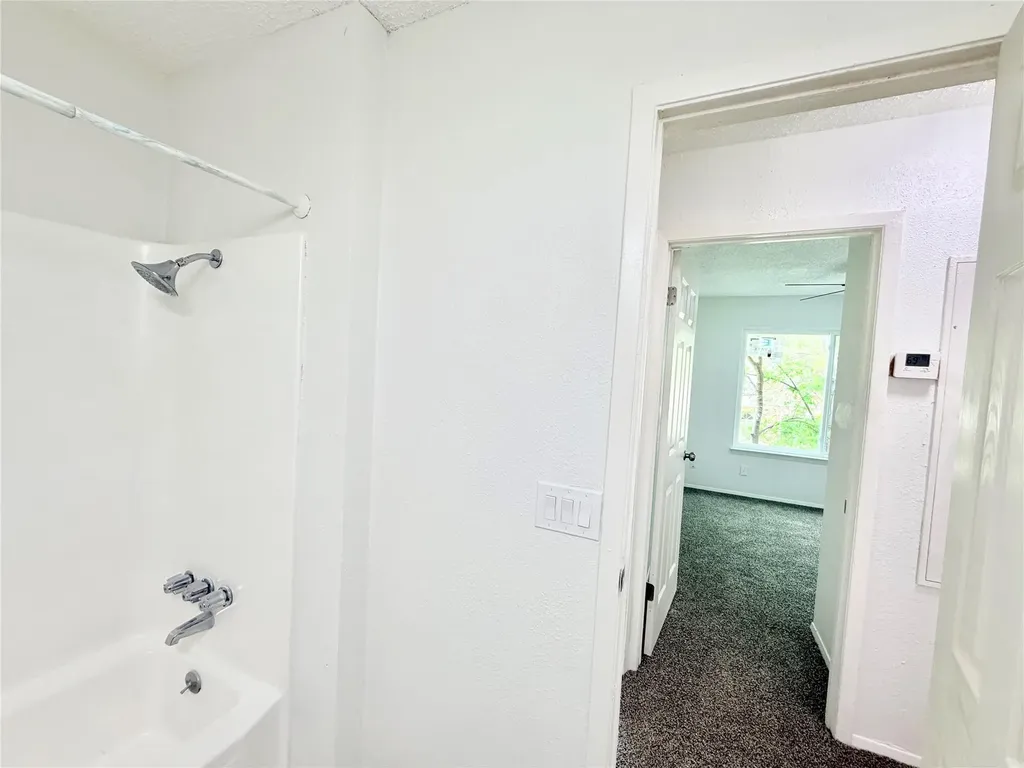 9623 Covey Ridge Lane Austin TX 78758