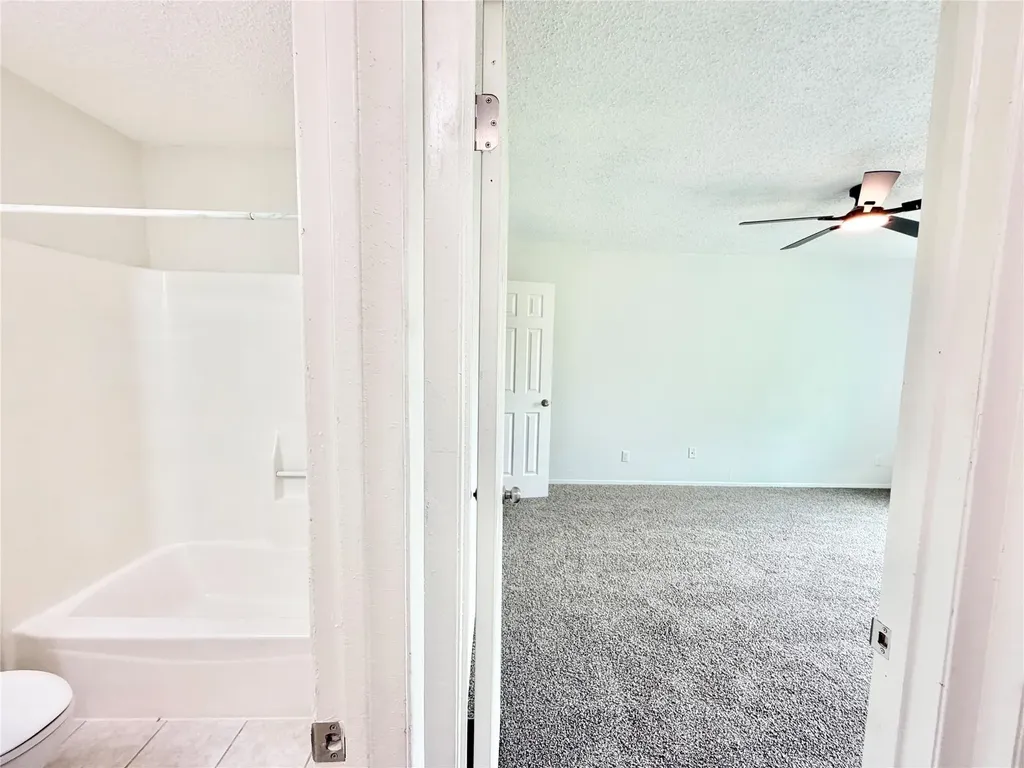 9623 Covey Ridge Lane Austin TX 78758
