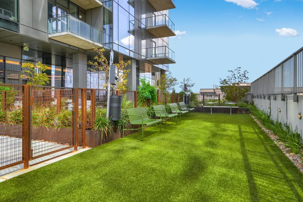44 East Avenue Austin TX 78701