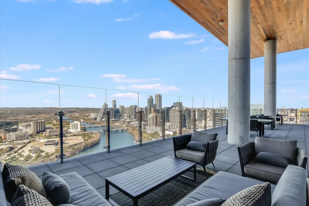 44 East Avenue Austin TX 78701