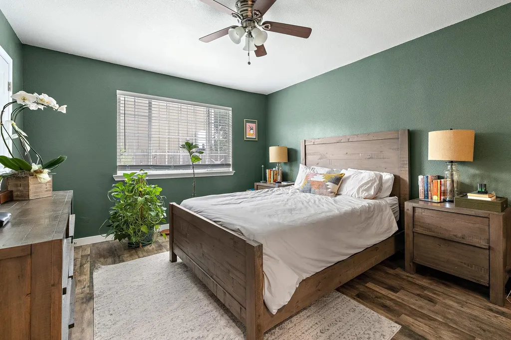5702 Palo Blanco Lane Austin TX 78744