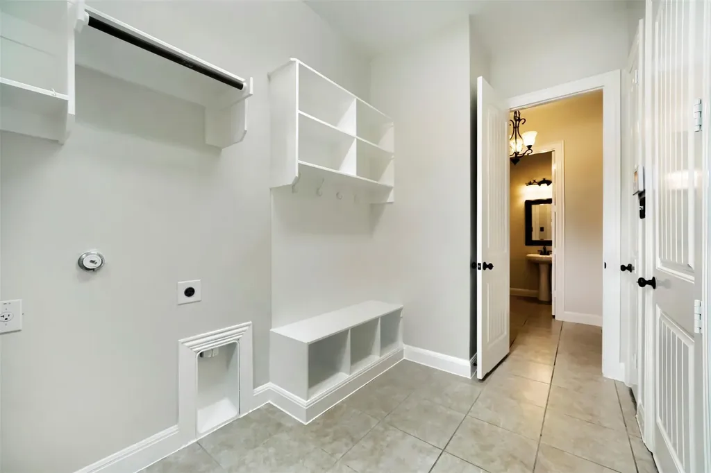 1012 Hillrose Drive Leander TX 78641