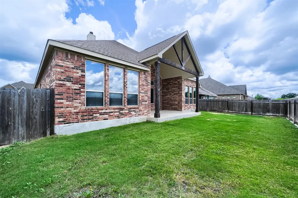 1012 Hillrose Drive Leander TX 78641