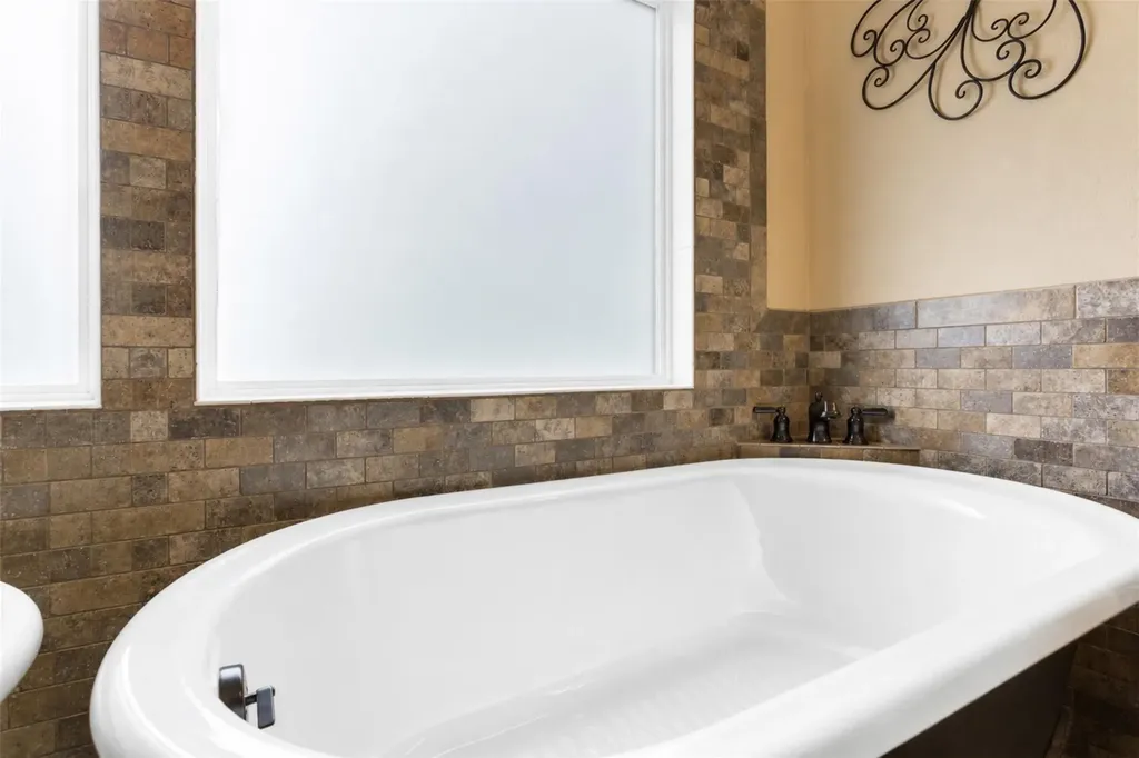 1041 Dyer Crossing Way Round Rock TX 78665
