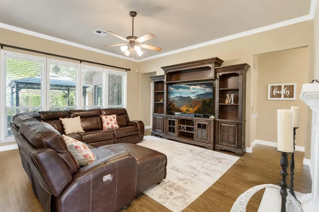 1041 Dyer Crossing Way Round Rock TX 78665