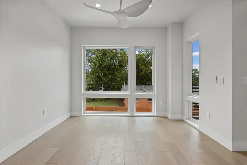 100 W Odell Street Austin TX 78752