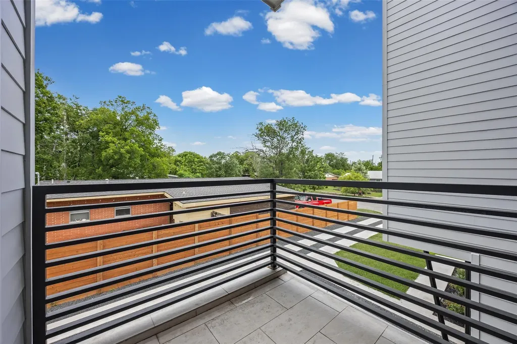 100 W Odell Street Austin TX 78752
