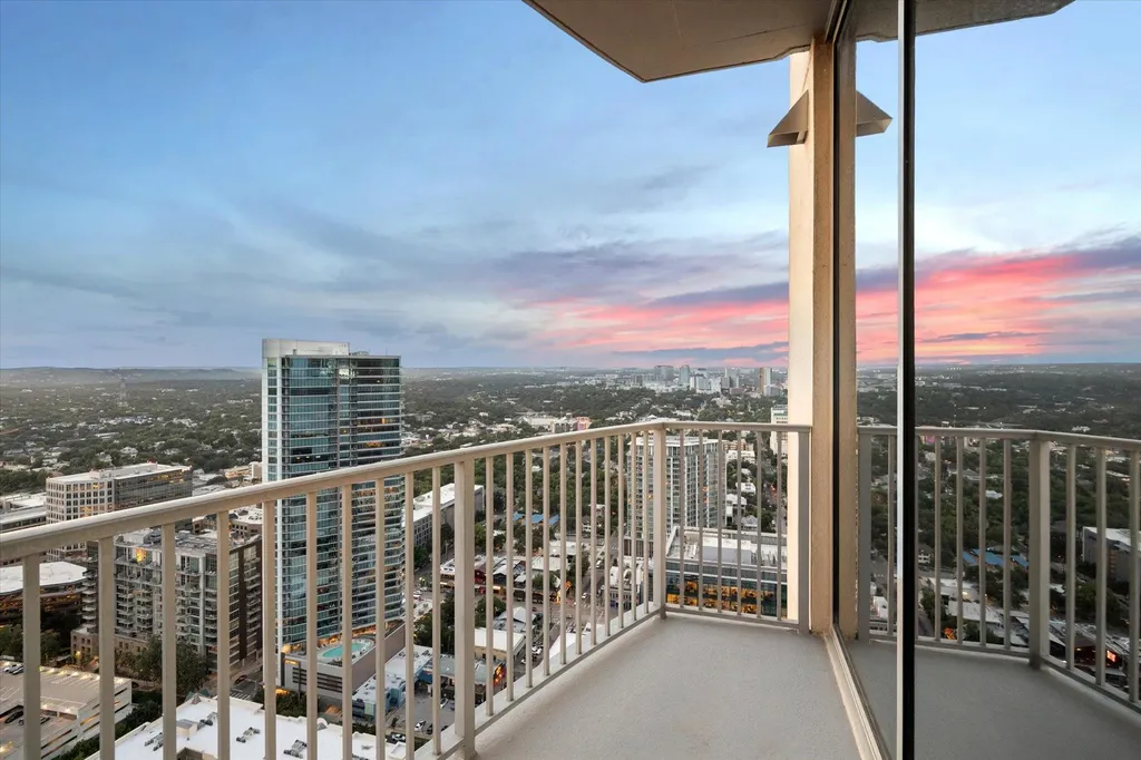 360 Nueces Street Austin TX 78701