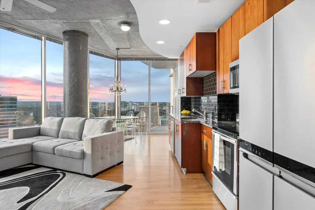 360 Nueces Street Austin TX 78701