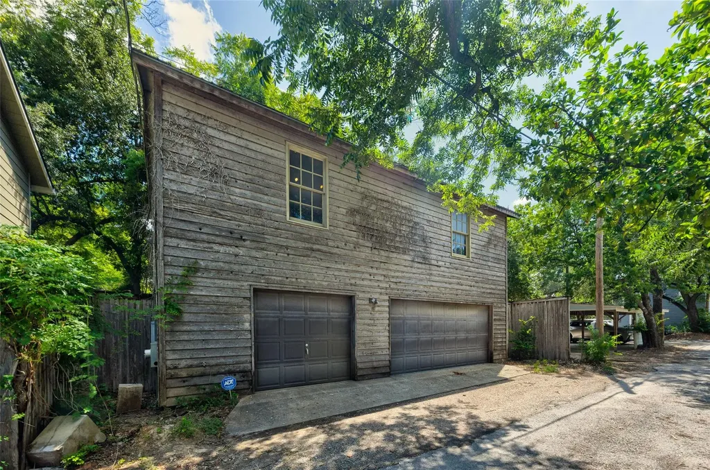 812 W 10th Street Austin TX 78701