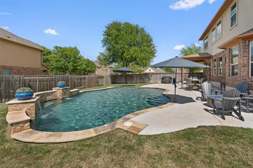 200 Lake Livingston Drive Georgetown TX 78628