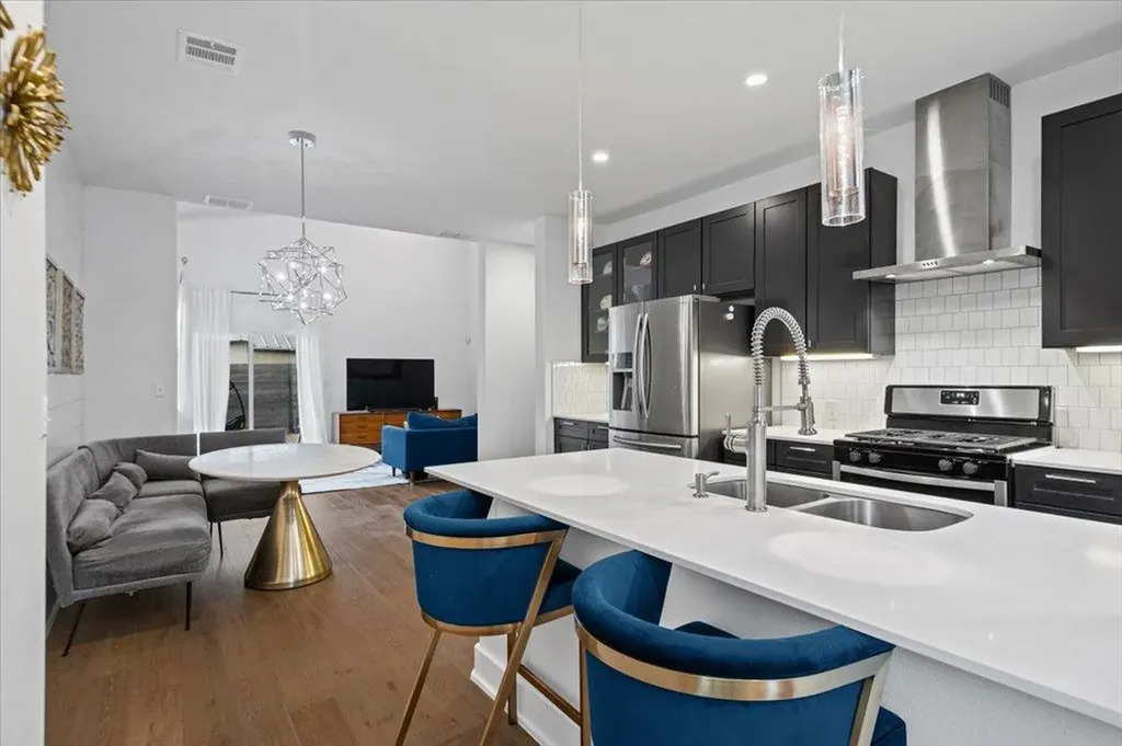 1405 Casey Street Austin TX 78745