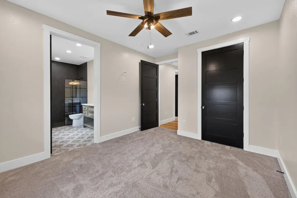 1215 Private Road 7039 Lexington TX 78947