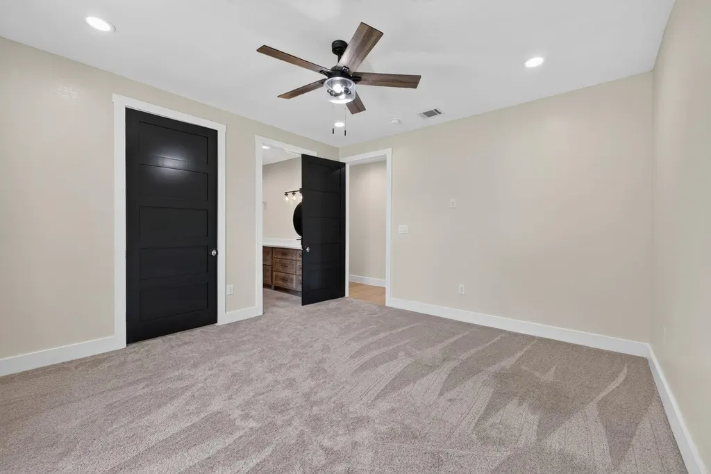 1215 Private Road 7039 Lexington TX 78947