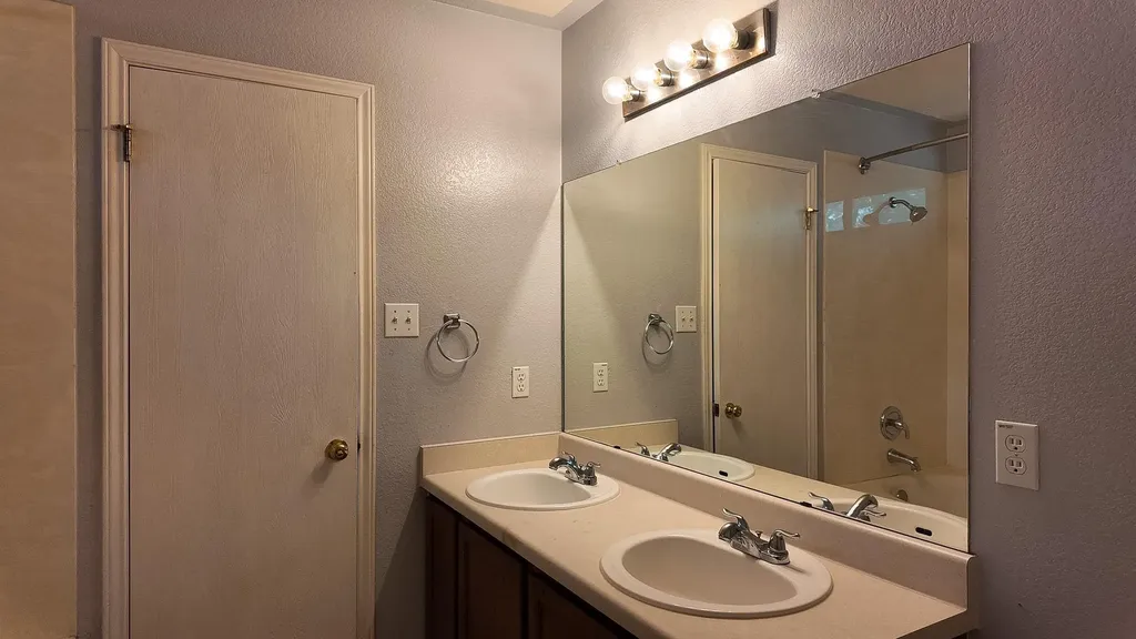 4003 Reeders Drive Austin TX 78725