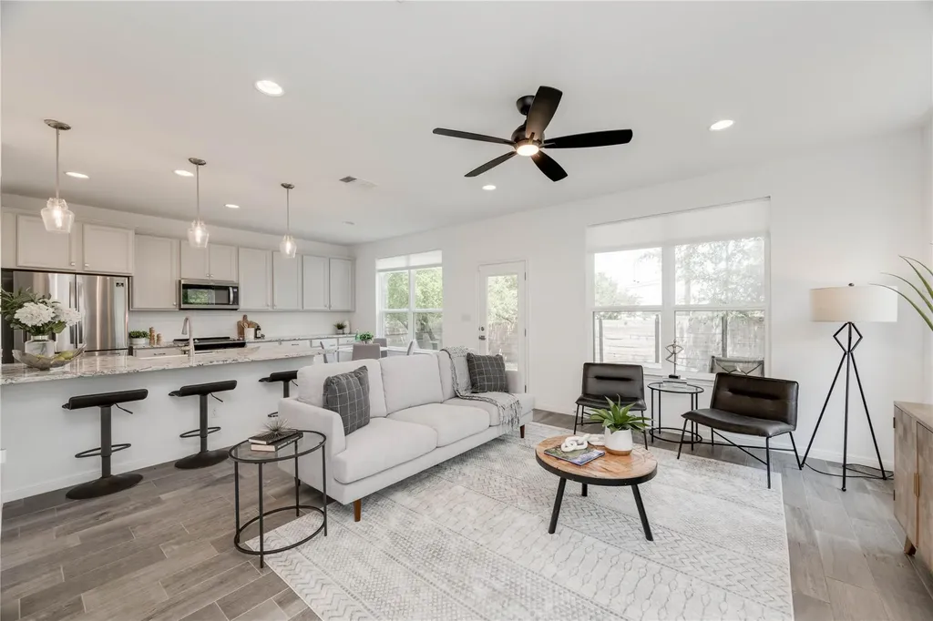 16601 Sydney Carol Lane Austin TX 78734