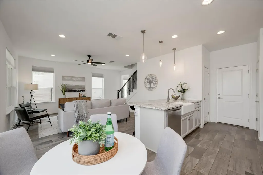 16601 Sydney Carol Lane Austin TX 78734
