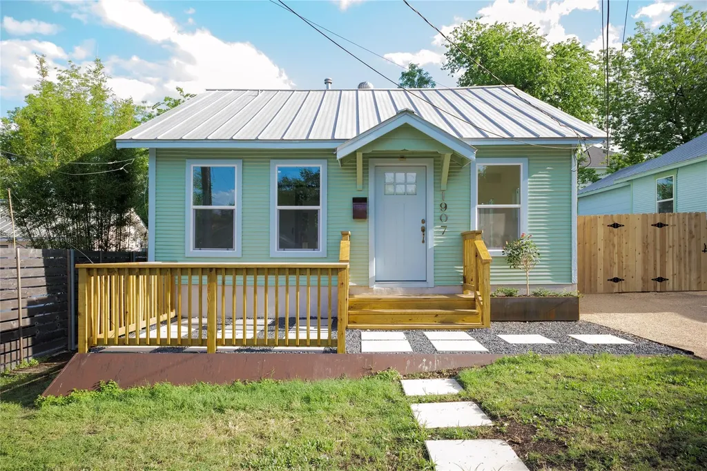 1907 E 21st Street Austin TX 78722