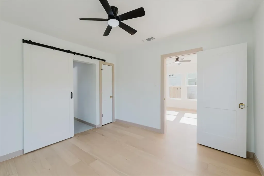 1907 E 21st Street Austin TX 78722