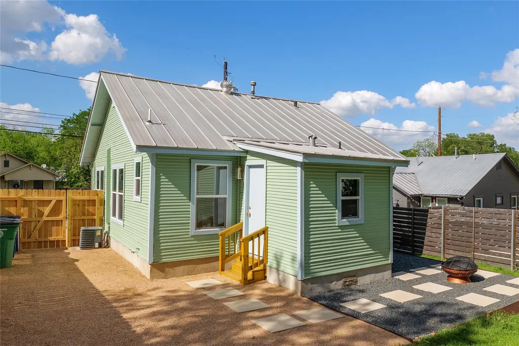 1907 E 21st Street Austin TX 78722