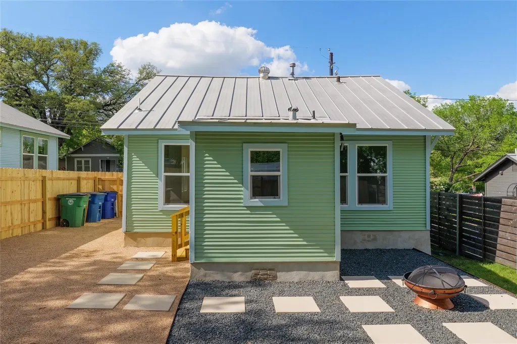 1907 E 21st Street Austin TX 78722