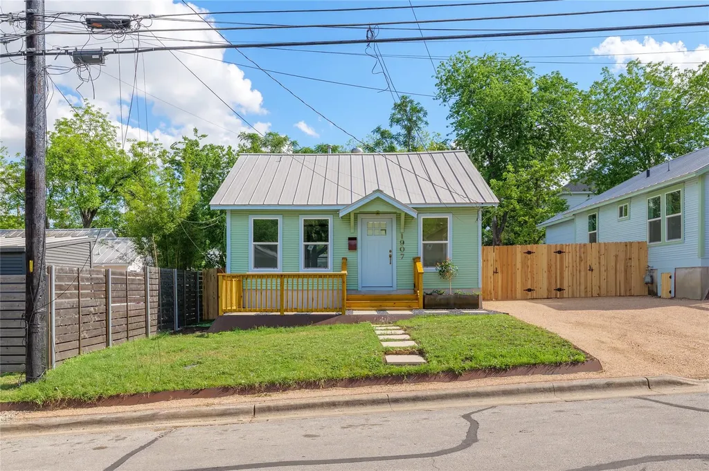 1907 E 21st Street Austin TX 78722