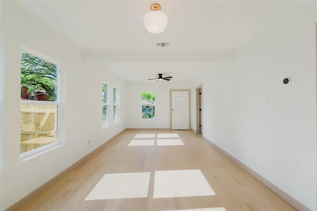 1907 E 21st Street Austin TX 78722