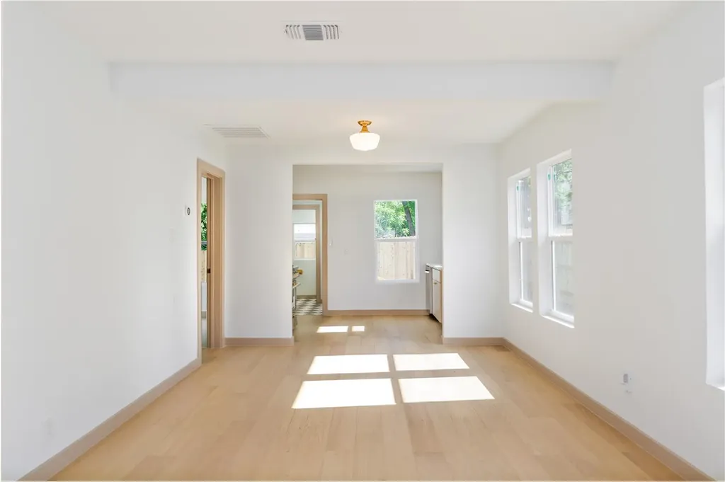 1907 E 21st Street Austin TX 78722
