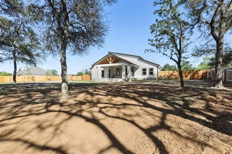 130 Creekwood Trail Cedar Creek TX 78612