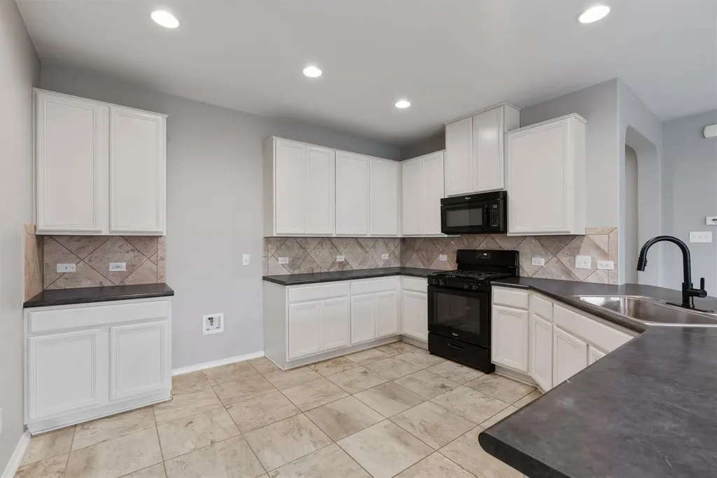 5848 Sardinia Drive Round Rock TX 78665
