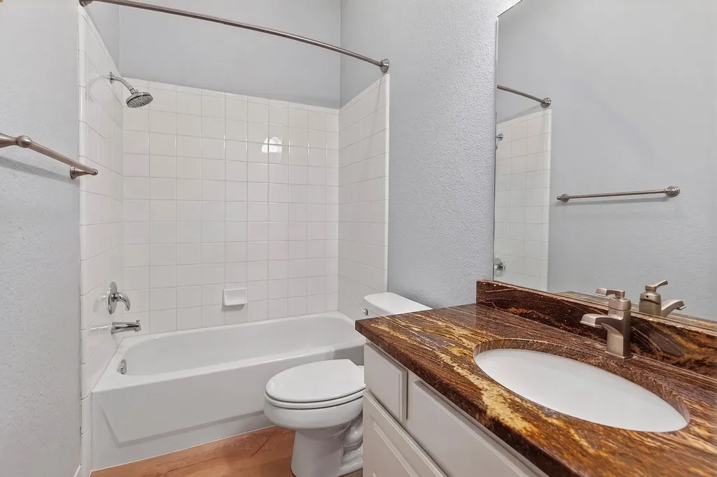 6317 Salcon Cliff Drive Austin TX 78749