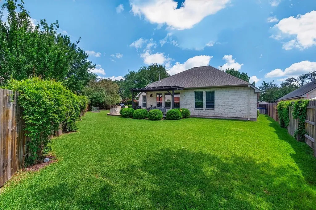 6317 Salcon Cliff Drive Austin TX 78749
