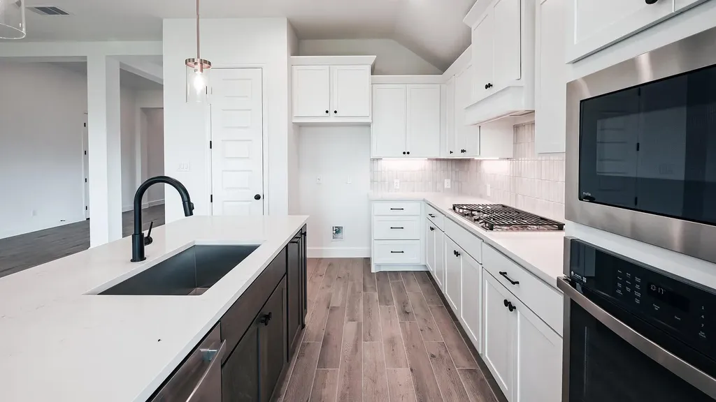 3804 Sonesta Street Lockhart TX 78644