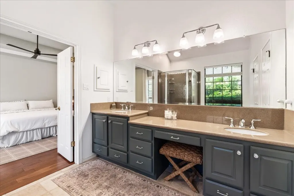 3745 Whitt Loop Austin TX 78749