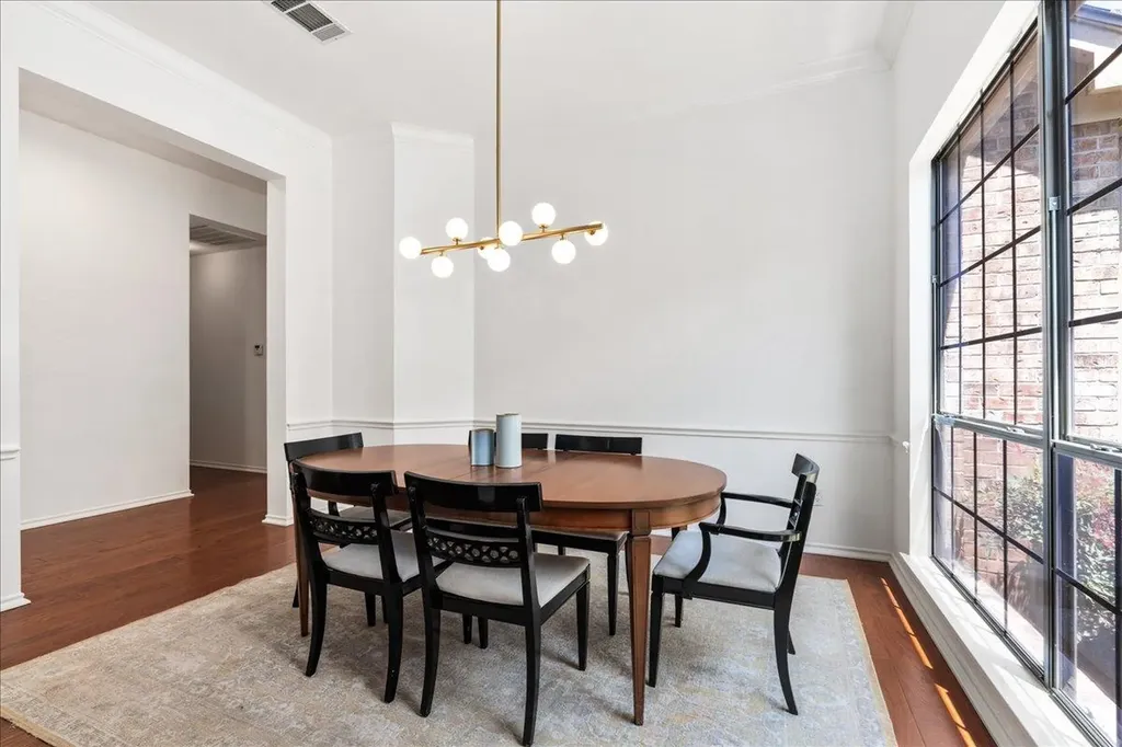 3745 Whitt Loop Austin TX 78749